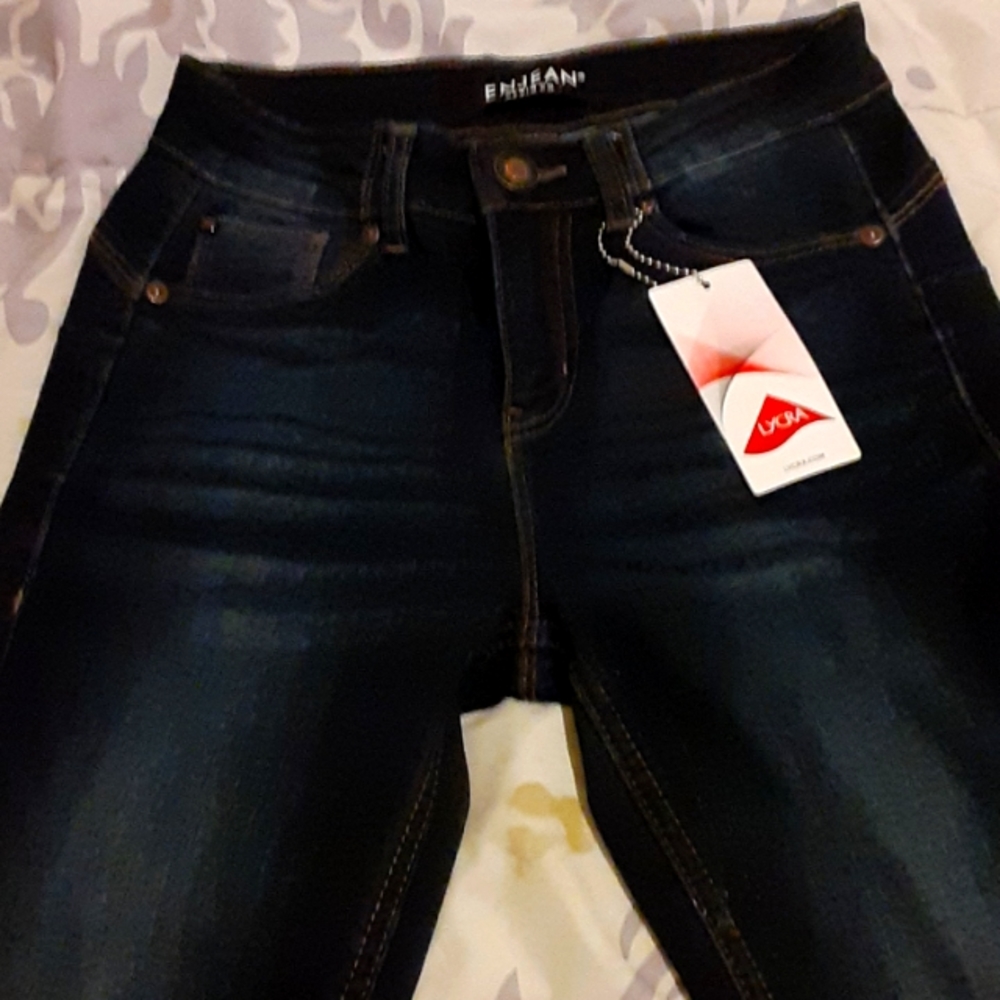 ENJEAN JEANS BY DENIM CO.